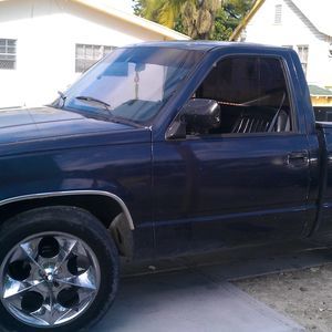 Meet your Posher, Demico